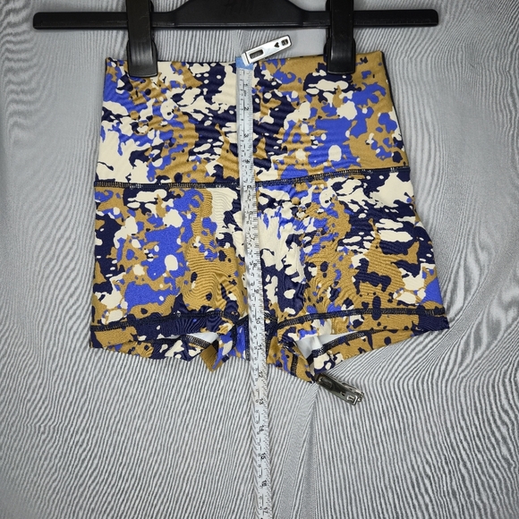 Aerie Offline Super Shortie Bike Shorts Multi Coloured Size S - Picture 3 of 5